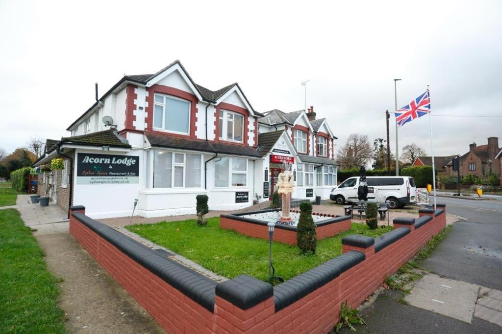 Acorn Lodge Hotel Gatwick & Parking Horley Eksteriør bilde